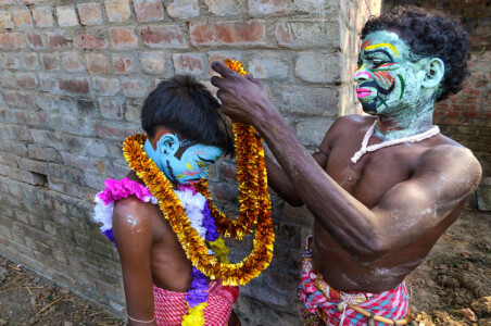 gajan festival,photo gallery,india photos,gajan festival in india