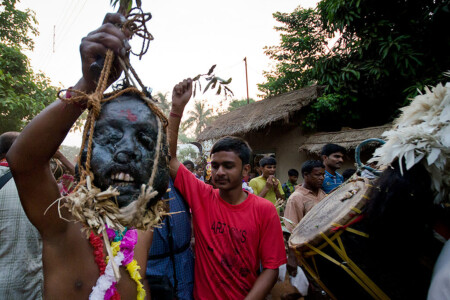gajan festival,photo gallery,india photos,gajan festival in india